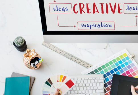 Materiais Institucionais e Visual Law